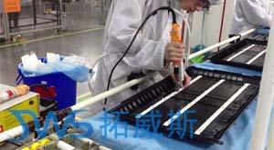 LED灯条锁螺丝机